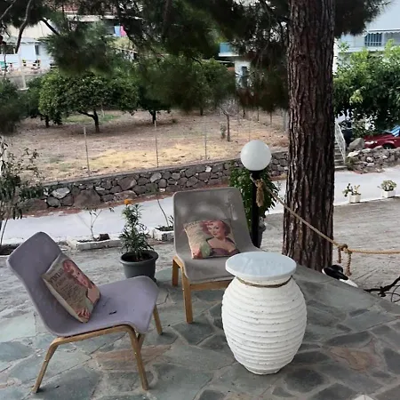Guest house Aerides Studios *