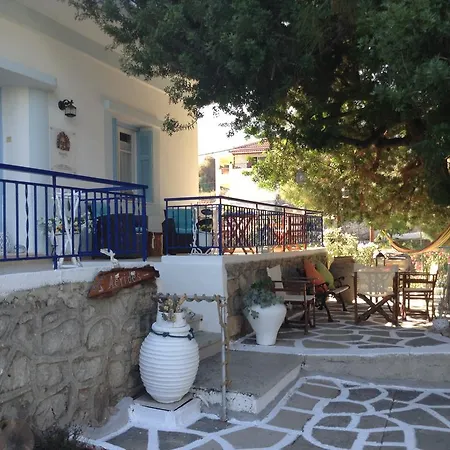 Guest house Aerides Studios