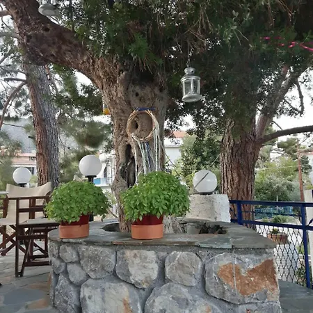 Guest house Aerides Studios
