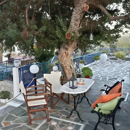 Guest house Aerides Studios