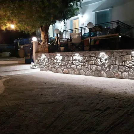Guest house Aerides Studios *